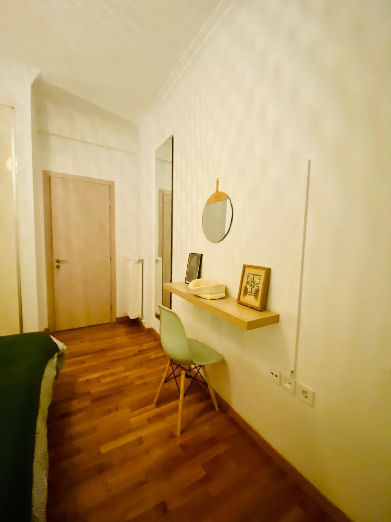 Antinoros Inn, Stylish Apartment,3' To Metro Атина Екстериор снимка