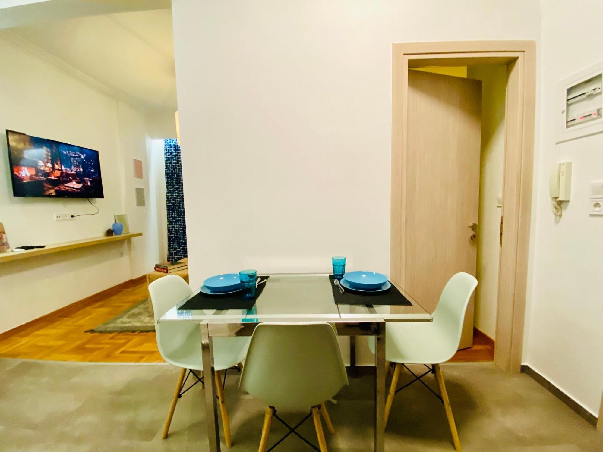 Antinoros Inn, Stylish Apartment,3' To Metro Атина Екстериор снимка