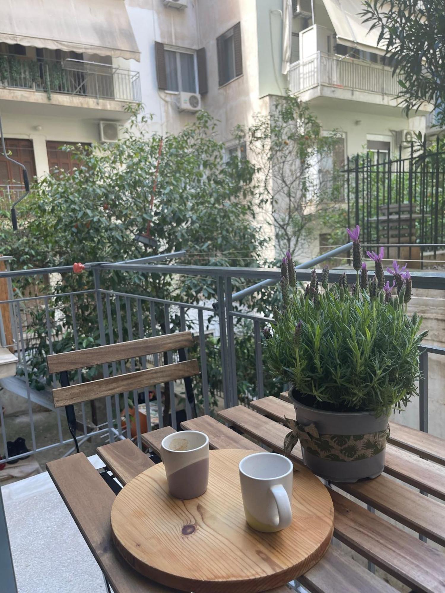 Antinoros Inn, Stylish Apartment,3' To Metro Атина Екстериор снимка
